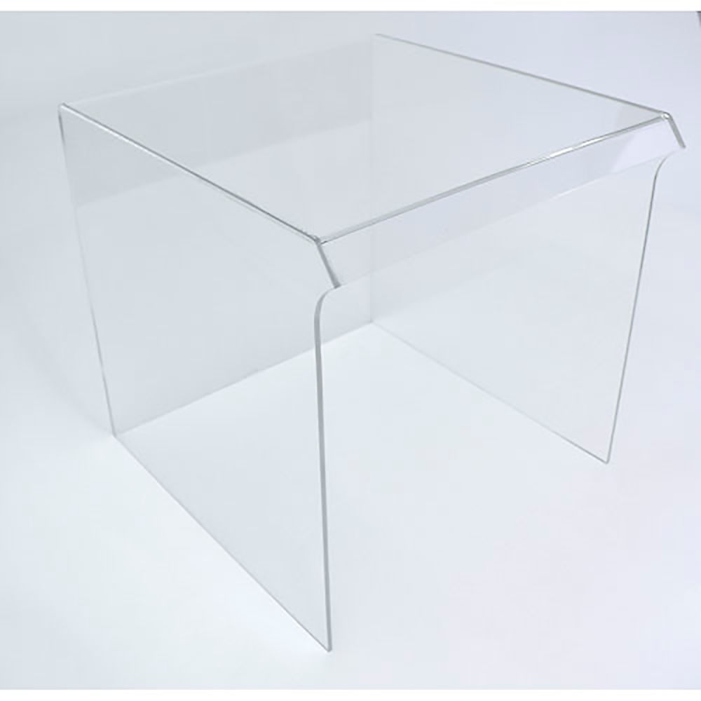 Global Industrial 695984 Acrylic Draft Shield - Medium 15 x 16 x 15 in.