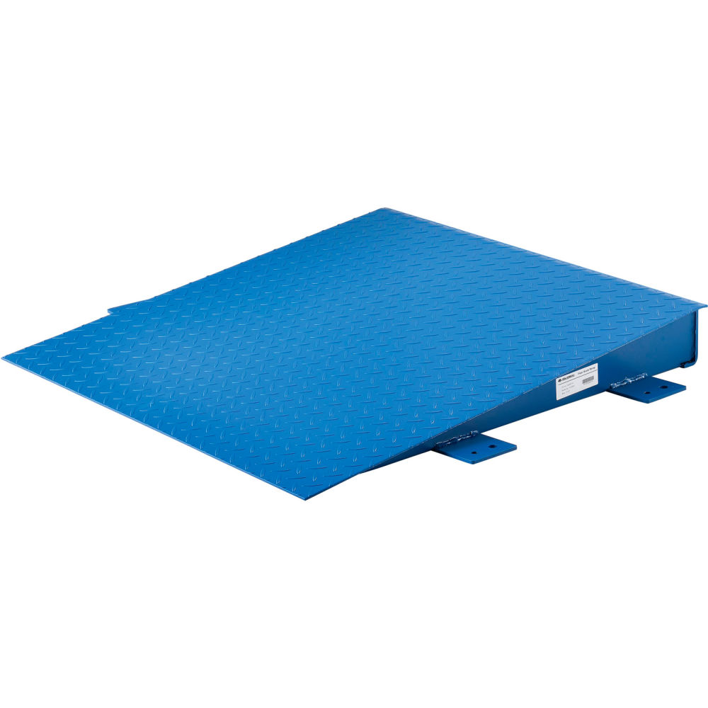 Picture of Global Industrial 412555 Ramp for 3 x 3 ft. NTEP Pallet Scale - 36 x 36 x 5 in. 10000 lbs Capacity