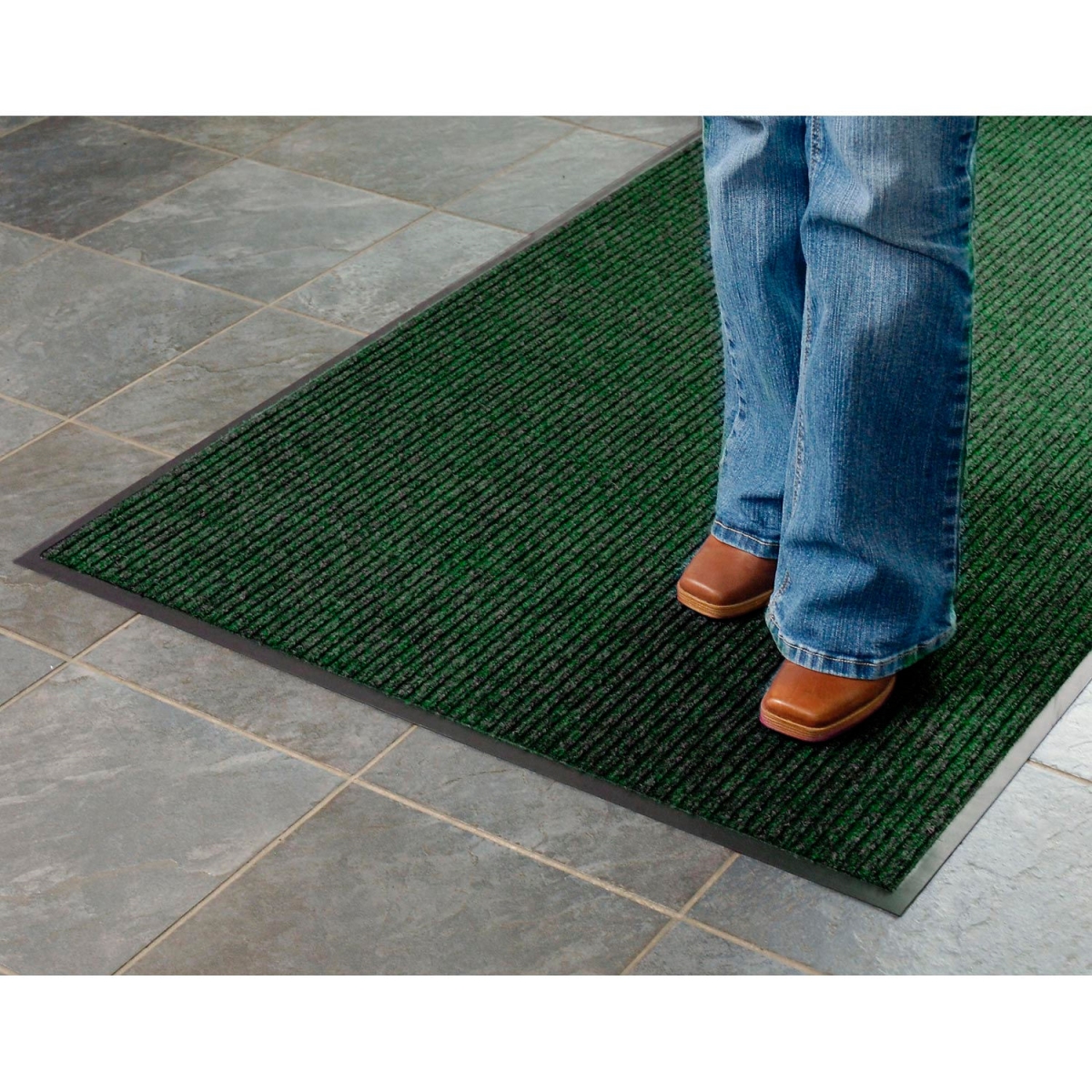 Picture of Apache Mills 606624GN Brush & Clean Entrance Mat - 0.375 in. Thick - 3 x 5 ft. - Hunter Green