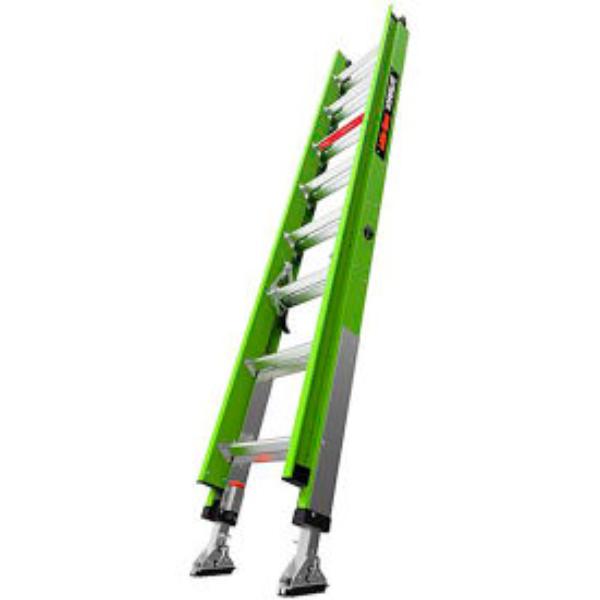 B3144992 Hyperlite Extension Ladder with Ground Cue & V-Bar - Green - 16 ft. Type IAA - 375 lbs