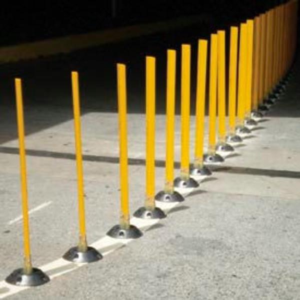269112YL Surface Mount Flexible Stake - 36 in. - Yellow