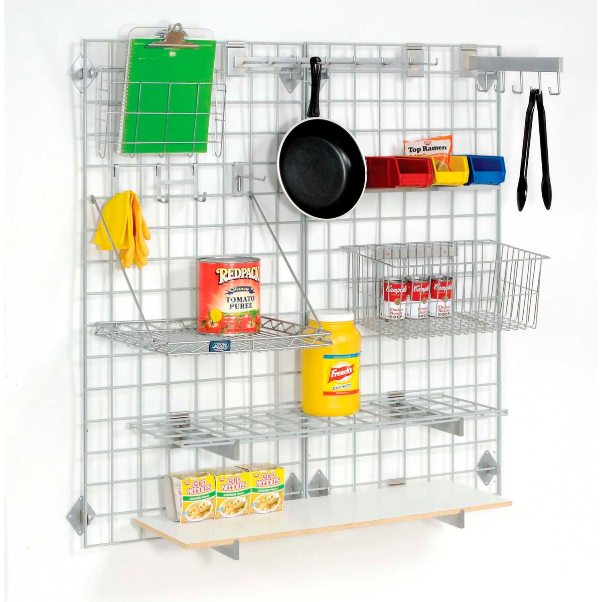 Global Industrial WG2448GN Wire Grid Panel with Wall Mount Hook - Poly-Green - 48 x 24 in.