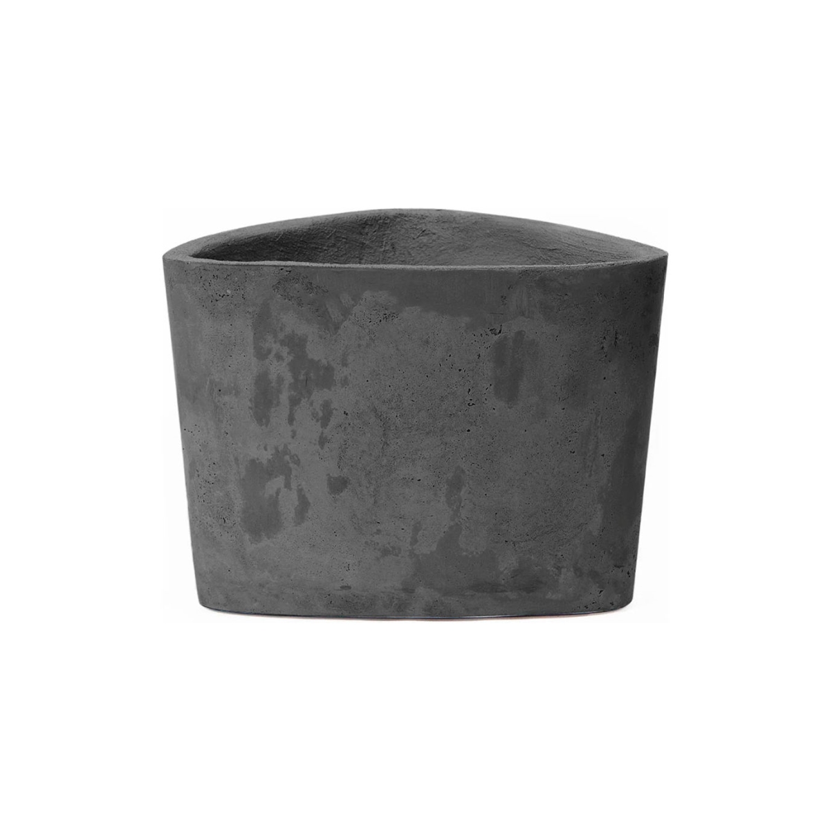 B3251851 Hawthorne Indoor & Outdoor Triangular Pot Planter, Licorice - 19 x 18.5 x 14.25 in.