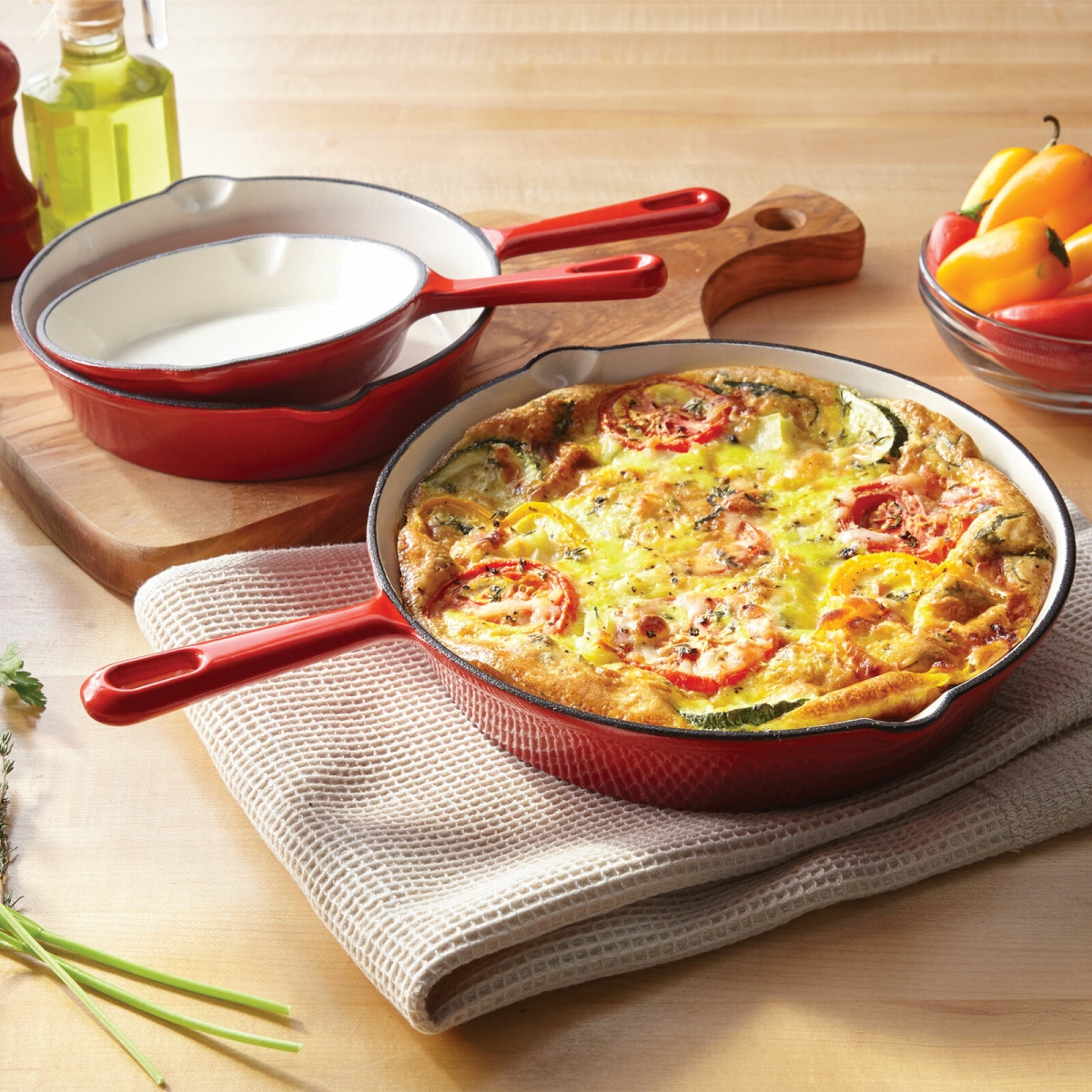 Picture of Cookpro 447 Cast Iron Enameled Skillet Cookware Set, Red