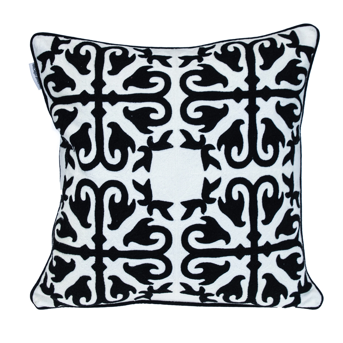 18 x 18 in. Cotton Geometric Zippered Pillow, Black