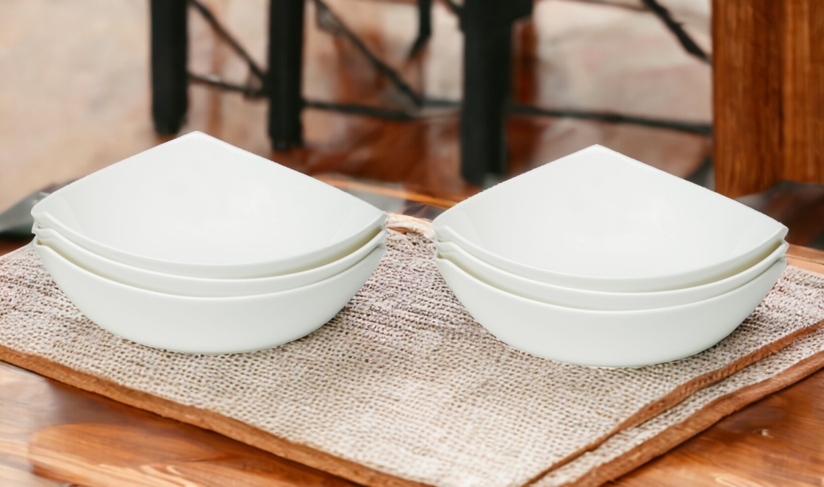 Picture of HomeRoots 483495 Triangle Bone China Service for Six Bowl Set, White - 6 Piece