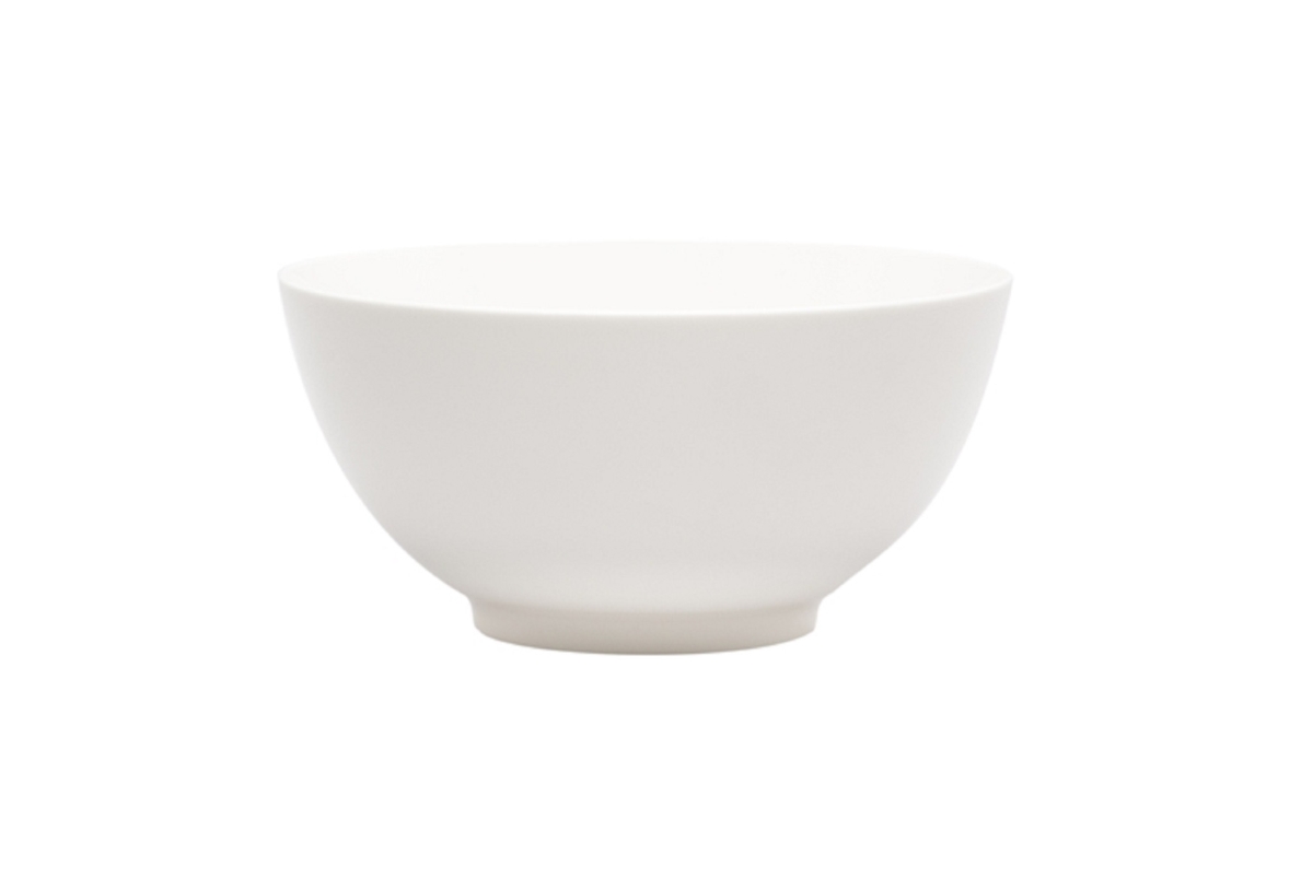 Picture of HomeRoots 483488 Porcelain Large Round Serve Bowl&#44; White