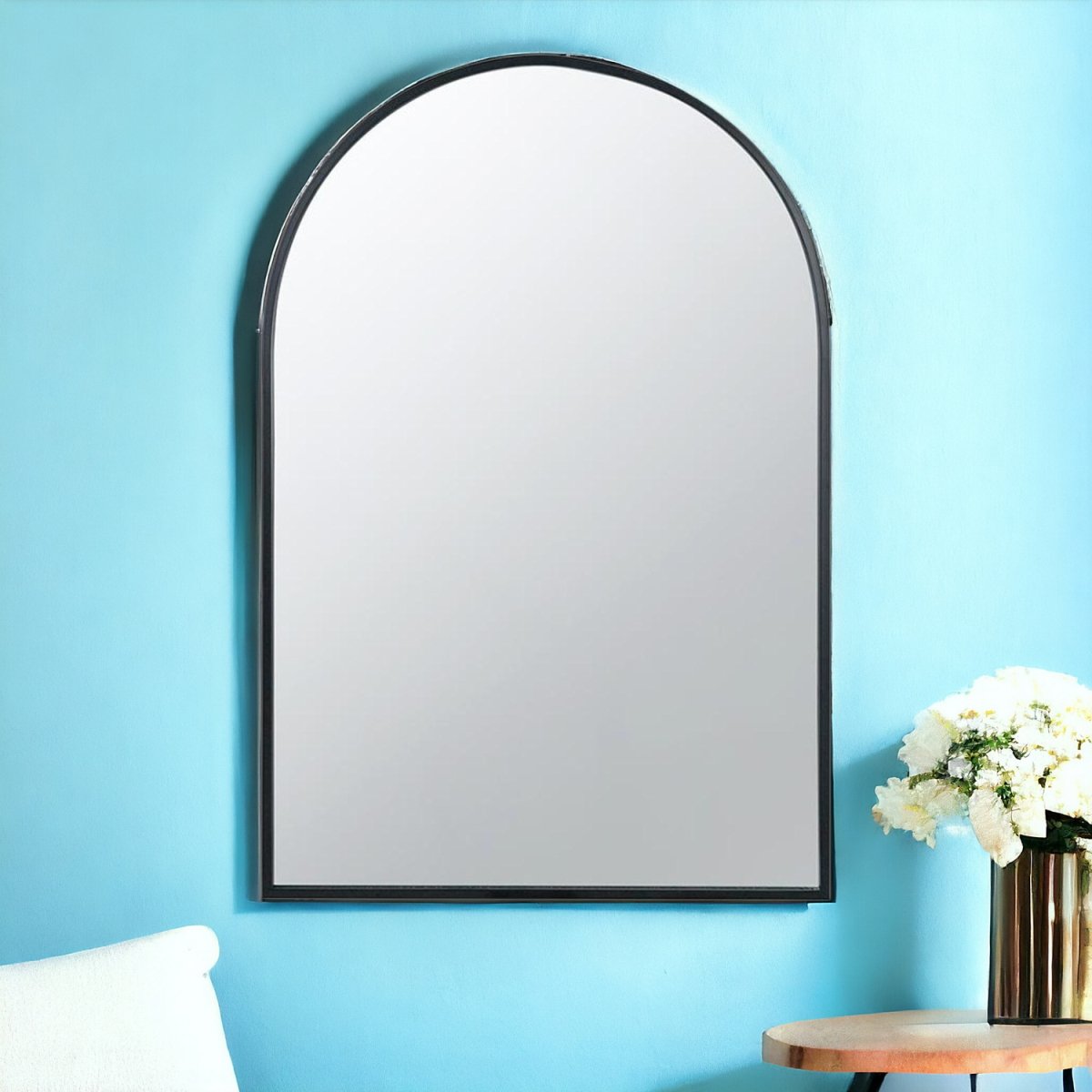Picture of HomeRoots 485100 36 x 24 x 1 in. Black Metal Arch Accent Mirror