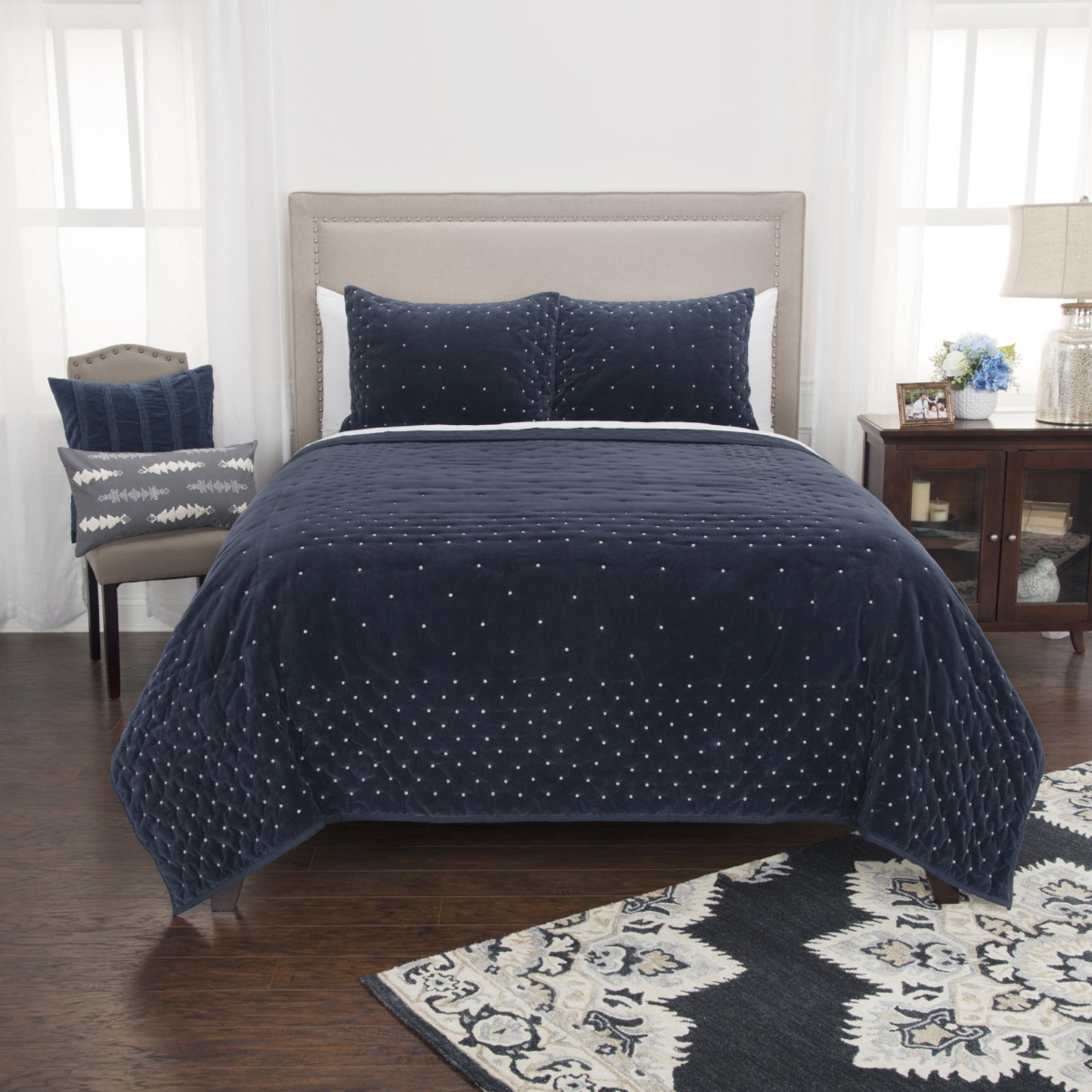 Grey King Size Cotton Blend 300 Thread Count Dry Clean Only Down Alternative Comforter