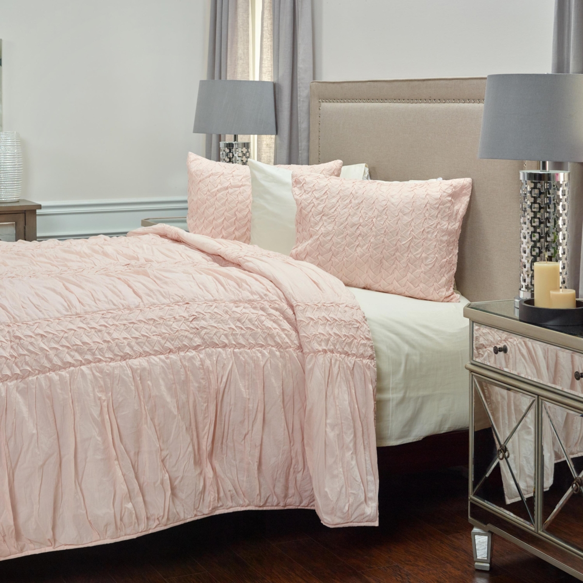 Pink Queen Size 100 Percent Cotton 300 Thread Count Machine Washable Down Alternative Comforter
