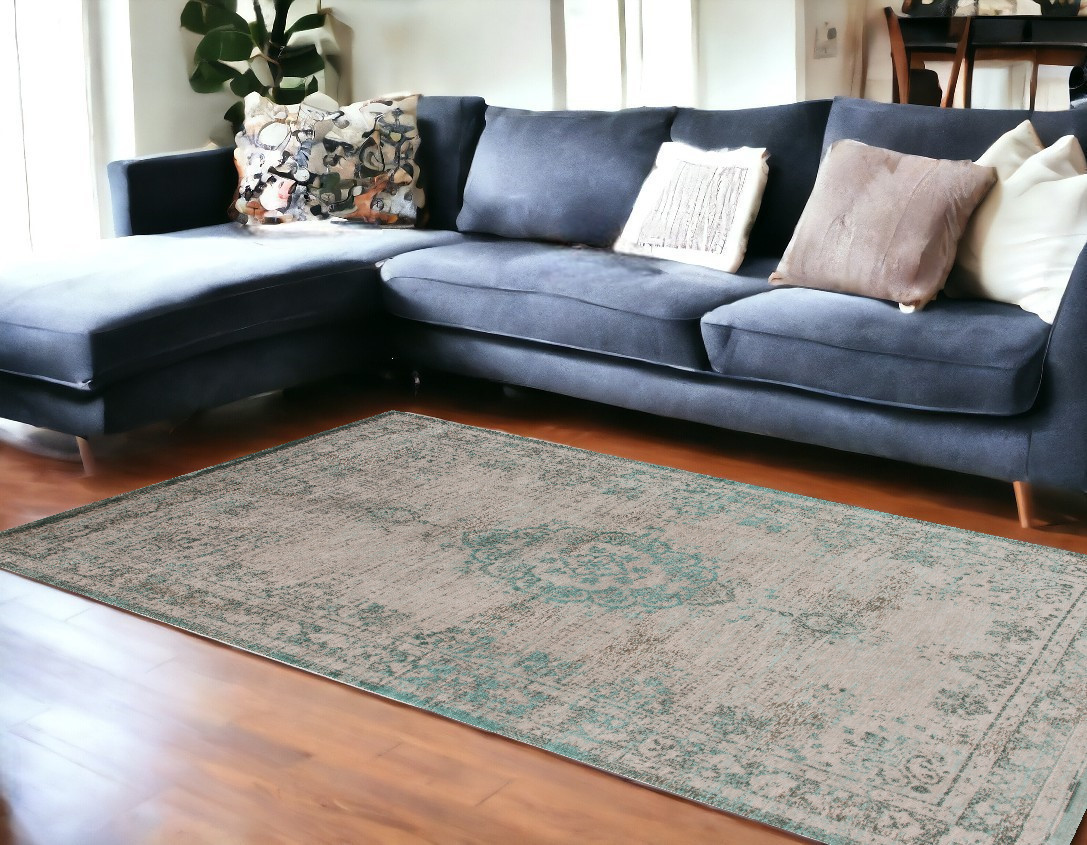 548361 7 x 9 ft. Gray & Green Medallion Non Skid Rectangle Machine Woven Area Rug