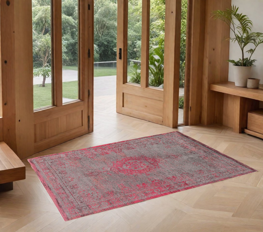 548370 3 x 5 ft. Gray & Pink Medallion Non Skid Rectangle Machine Woven Area Rug