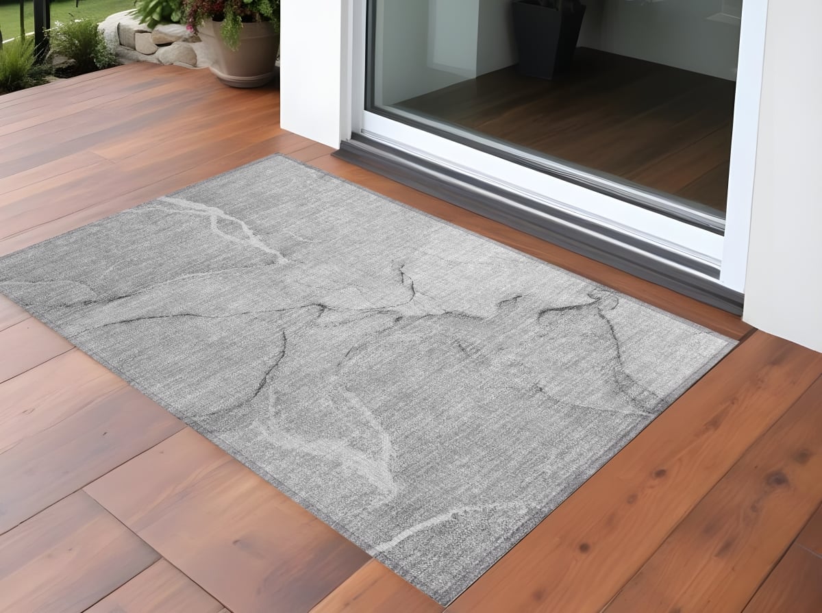 559893 2 x 3 ft. Gray Abstract Washable Non Skid Indoor Outdoor Rectangle Machine Woven Area Rug