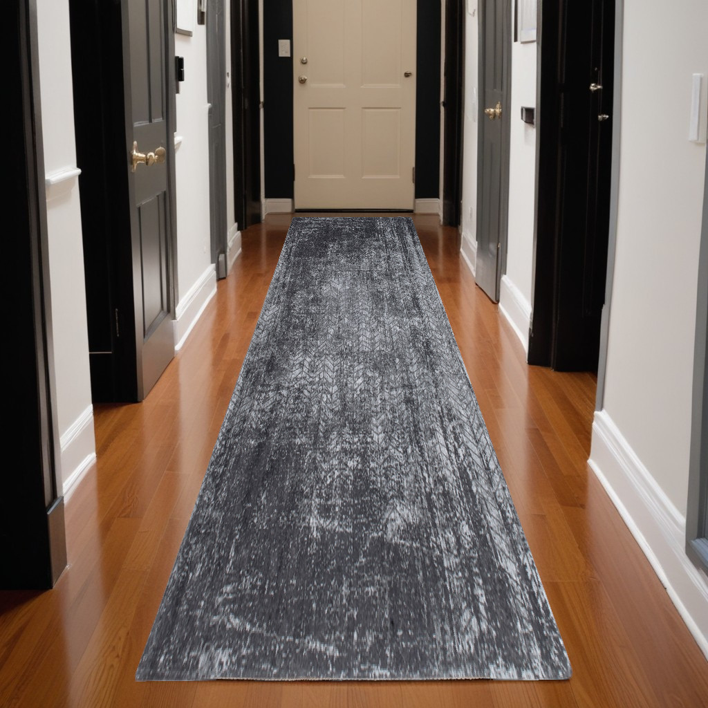 551682 10 ft. Black & Gray Chevron Non Skid Rectangle Machine Woven Area Rug