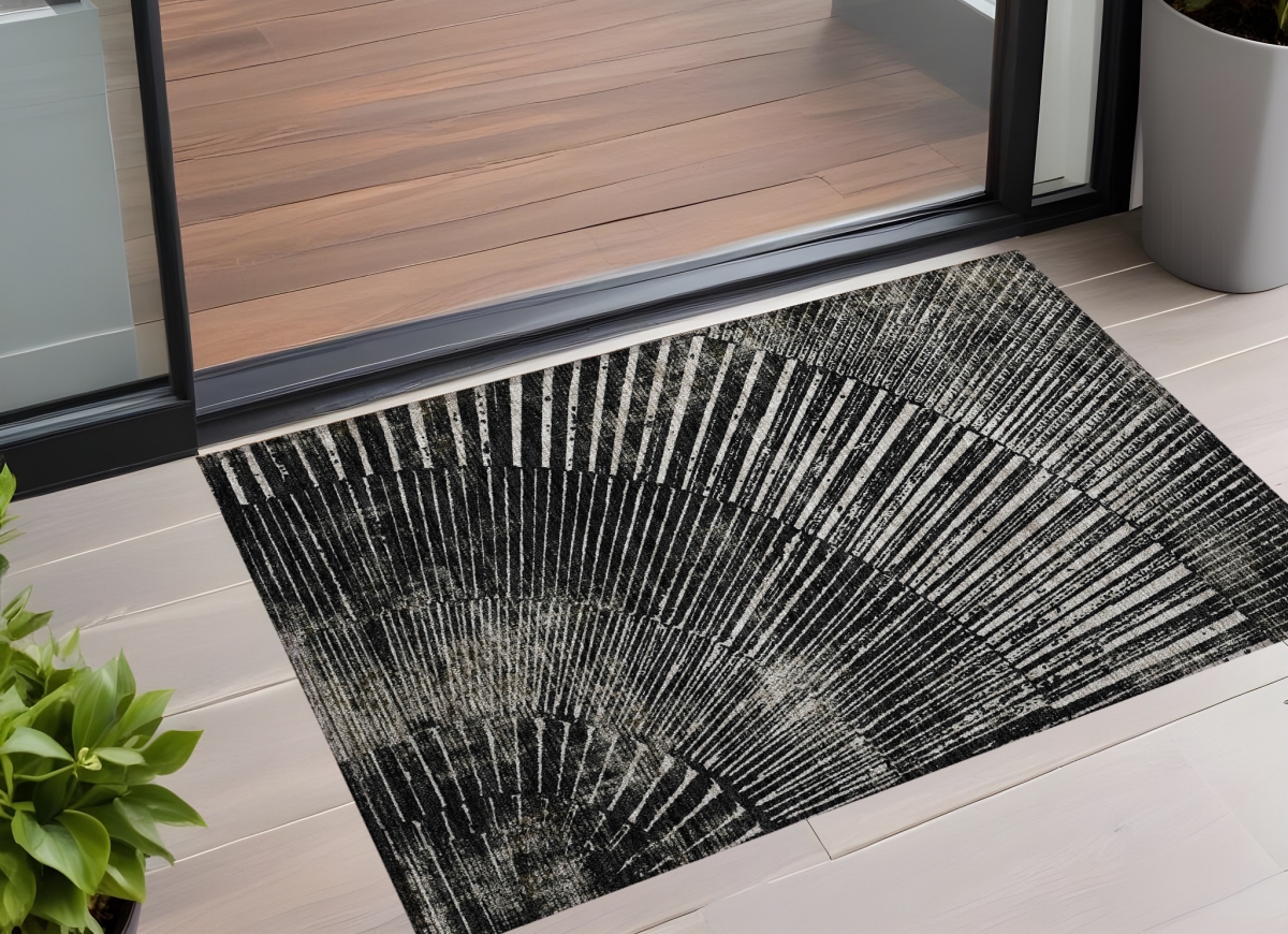 Abstract Black & Ivory Washable Area Rug - 3 x 5 ft - Stain Resistant