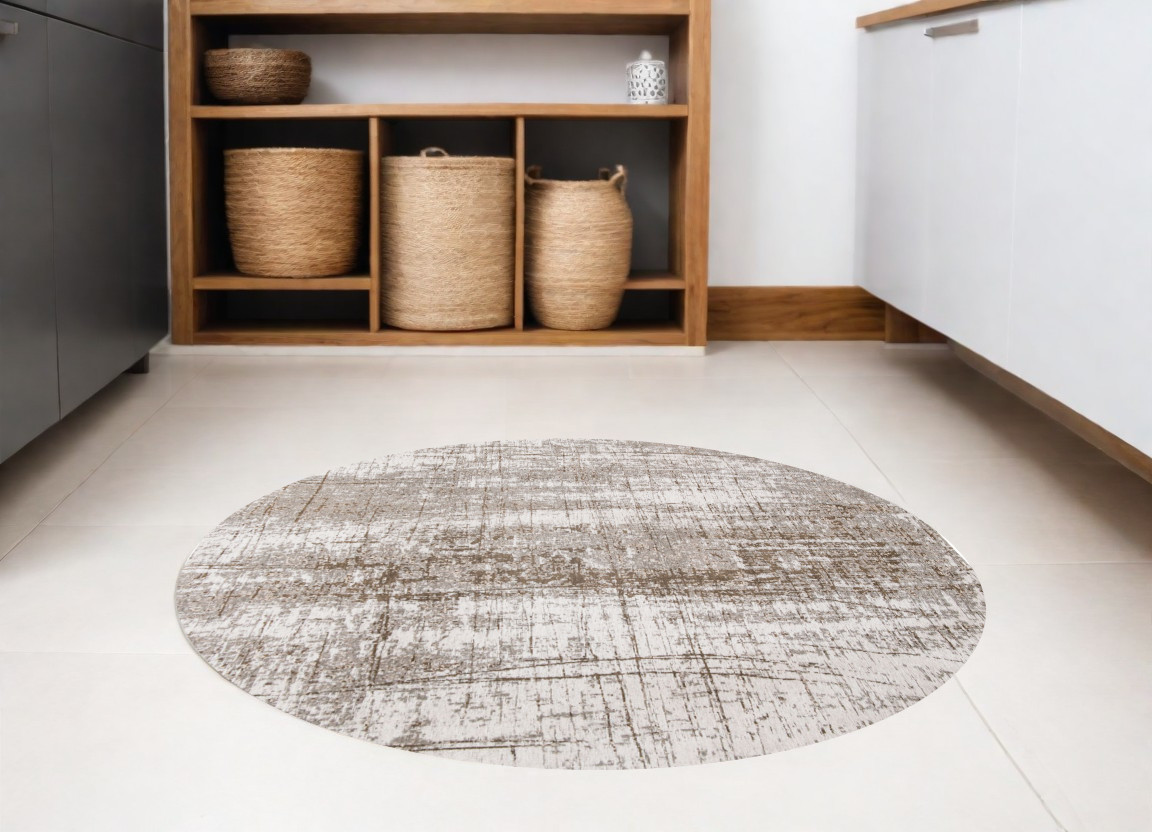 548528 5 ft. Gray & Beige Round Abstract Non Skid Machine Woven Area Rug