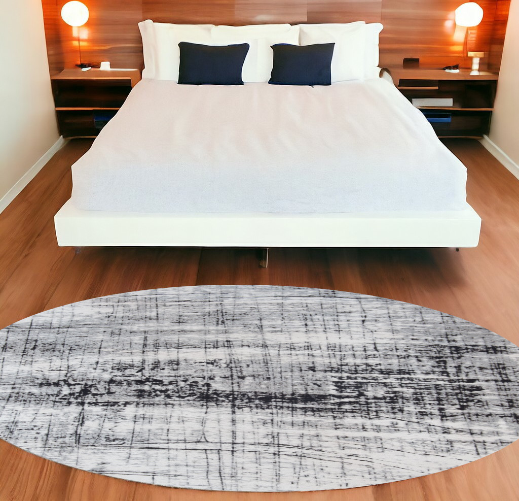 548555 8 ft. Black & White Round Abstract Non Skid Machine Woven Area Rug