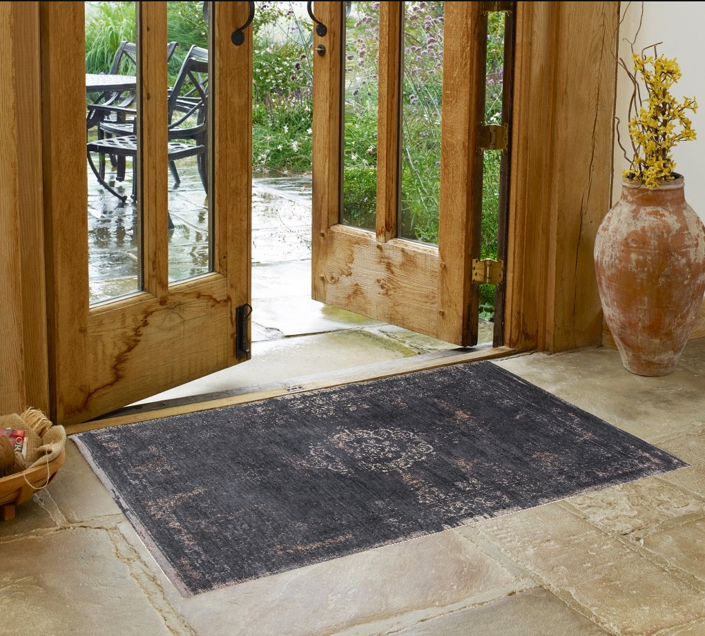 548376 3 x 5 ft. Gray & Black Medallion Non Skid Rectangle Machine Woven Area Rug