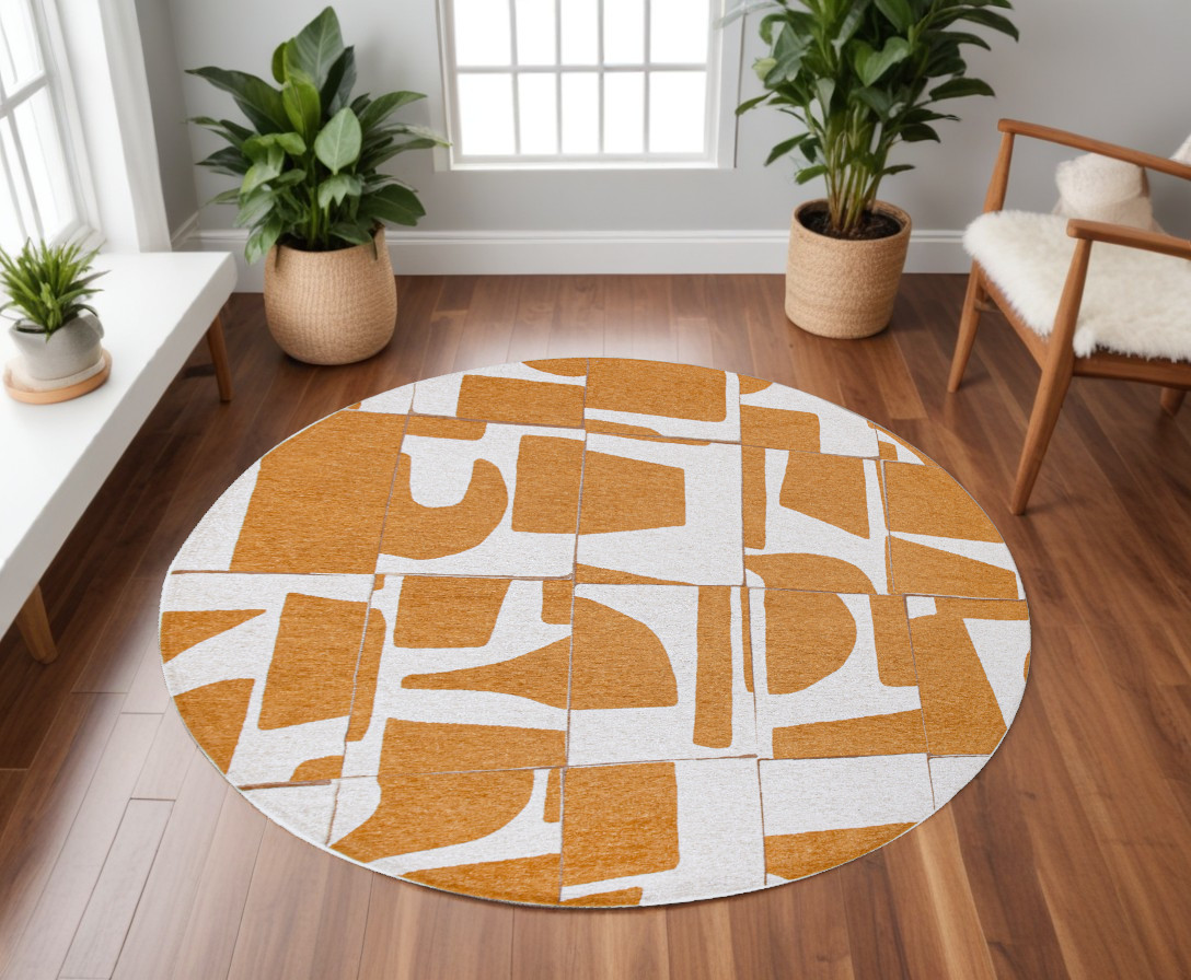 551998 8 ft. Yellow & White Round Geometric Non Skid Machine Woven Area Rug