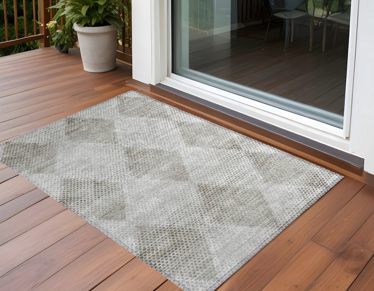 561753 3 x 5 ft. Gray Geometric Washable Non Skid Indoor Outdoor Rectangle Machine Woven Area Rug