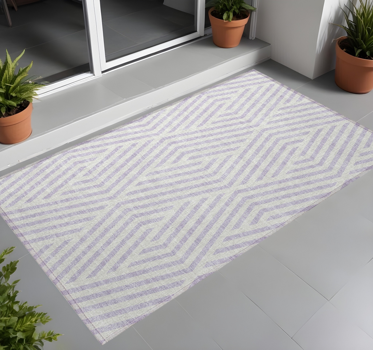 562311 3 x 5 ft. Lavender & Ivory Geometric Washable Non Skid Indoor Outdoor Rectangle Machine Woven Area Rug