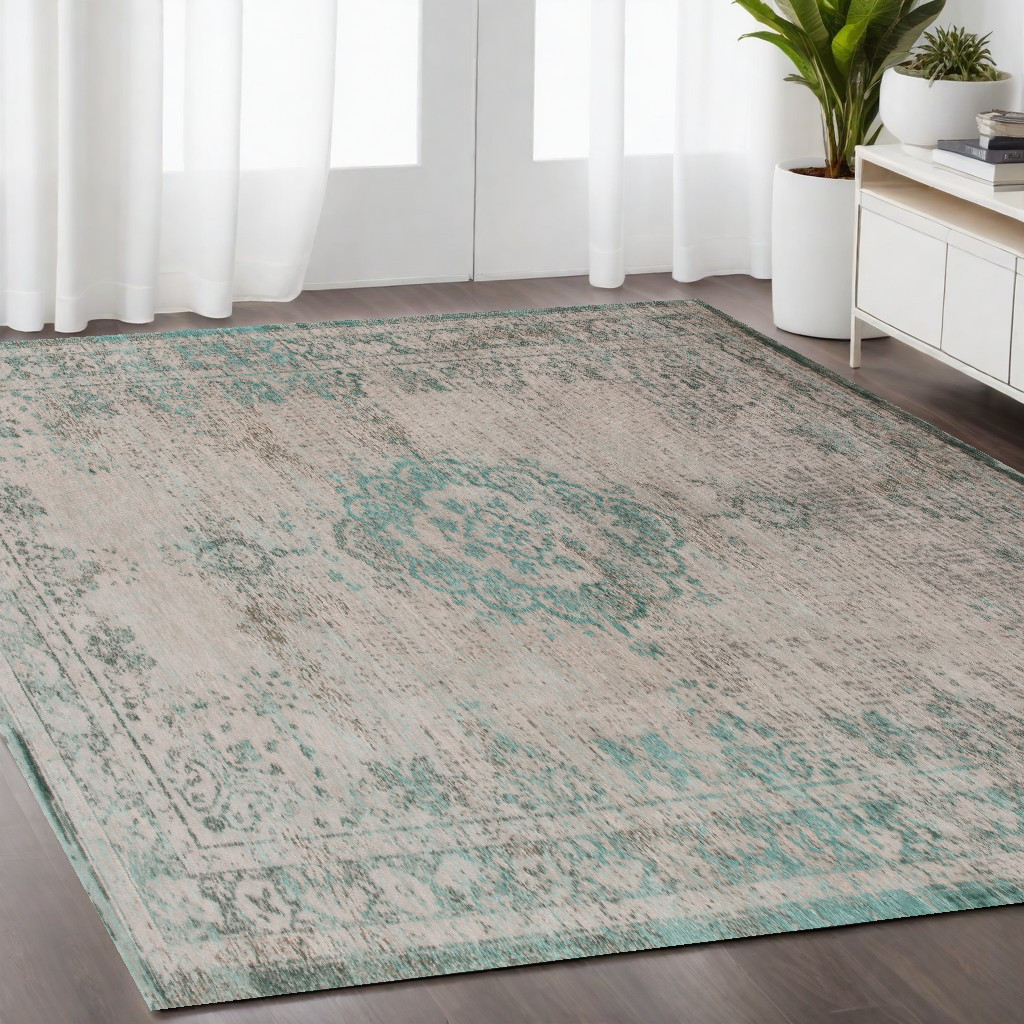 548359 5 x 7 ft. Gray & Green Medallion Non Skid Rectangle Machine Woven Area Rug