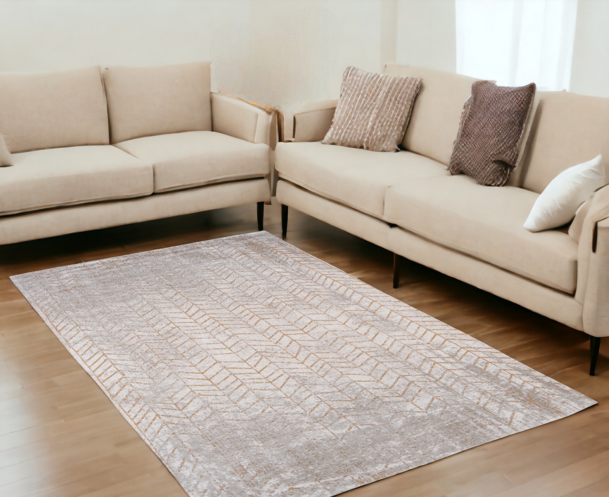 548557 5 x 7 ft. Gray & Yellow Chevron Non Skid Rectangle Machine Woven Area Rug