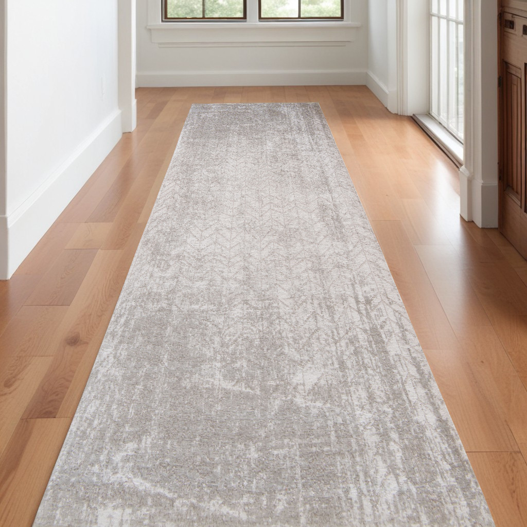 551688 10 ft. Gray & White Chevron Non Skid Rectangle Machine Woven Area Rug