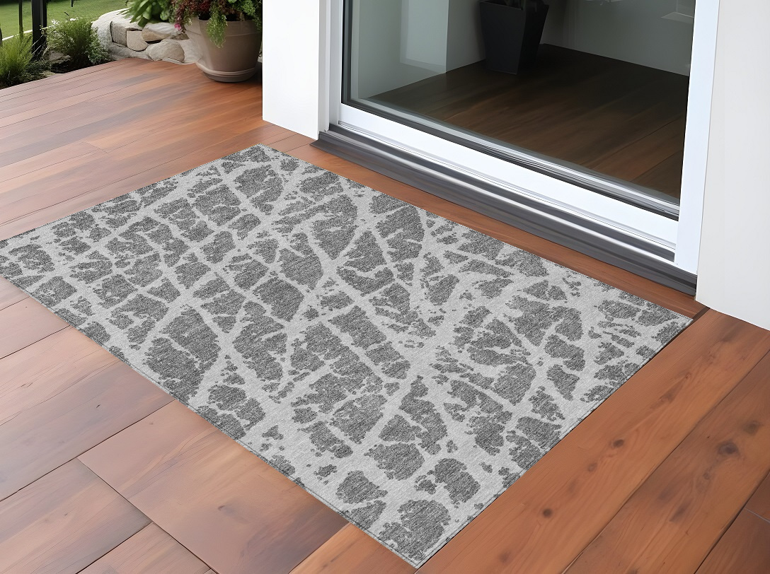 559253 2 x 3 ft. Charcoal Abstract Washable Non Skid Indoor Outdoor Rectangle Machine Woven Area Rug