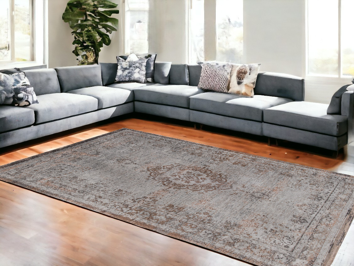 548348 6 x 8 ft. Gray & Beige Medallion Non Skid Rectangle Machine Woven Area Rug