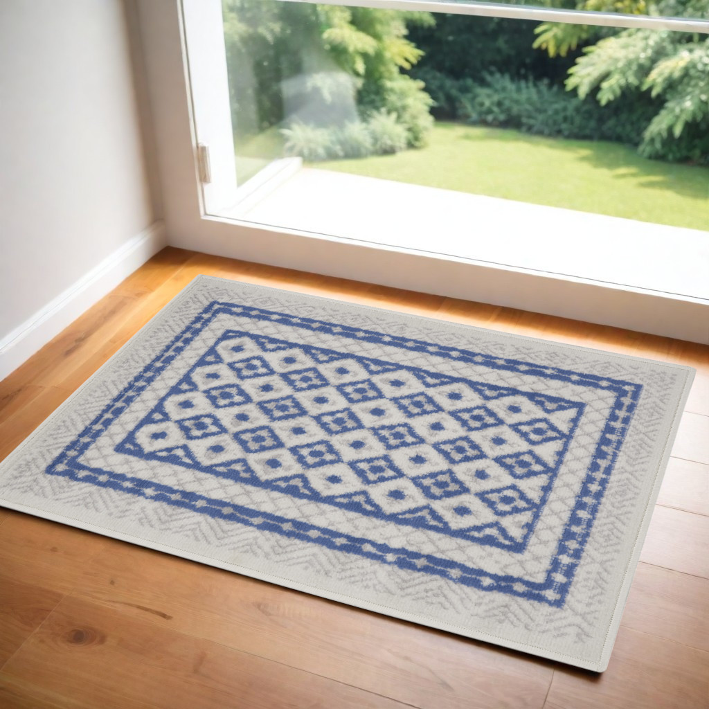 553087 3 x 5 ft. Geometric Distressed Rectangle Area Rug, Ivory & Blue
