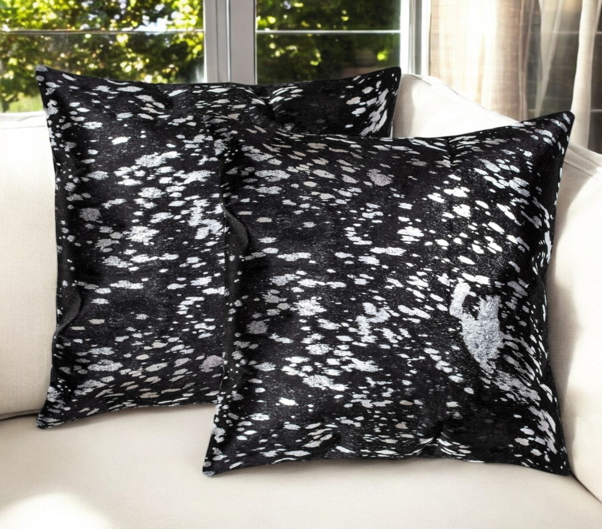 544641 18 in. Black & Silver Abstract Cowhide Throw Pillows with Glitter - Set of 2