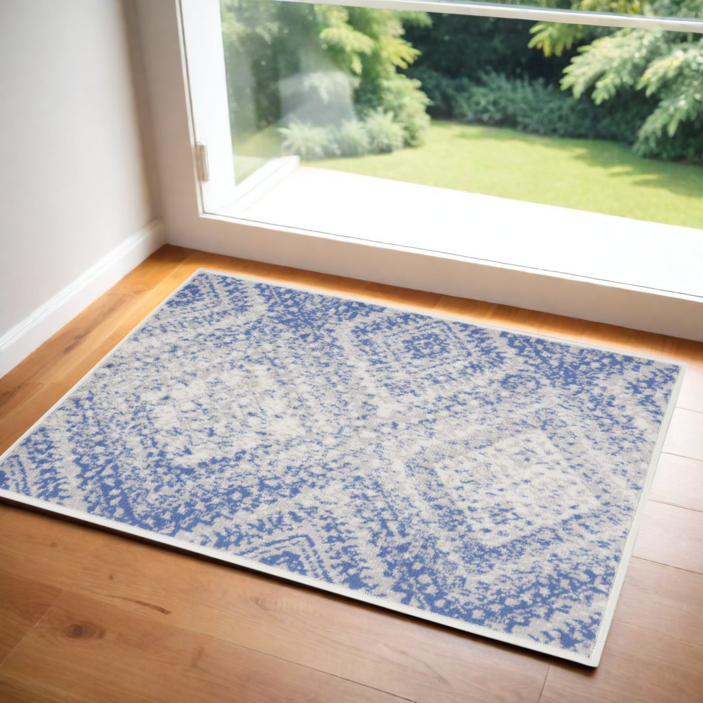 553082 3 x 5 ft. Geometric Distressed Rectangle Area Rug, Blue & Ivory