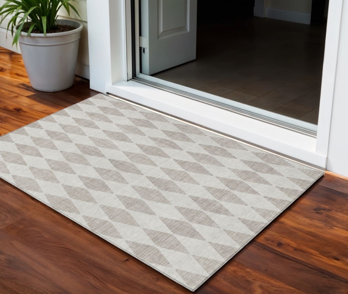 577007 3 x 5 ft. Geometric Washable Indoor & Outdoor Rectangle Area Rug, Beige