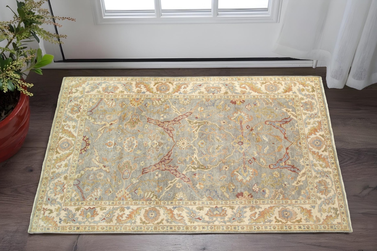 575212 2 x 3 ft. Wool Oriental Hand Knotted Rectangle Area Rug, Gray & Beige
