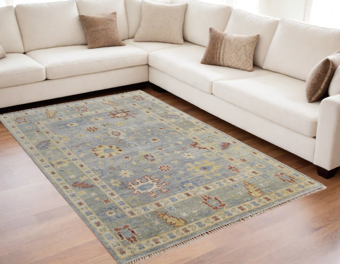 567109 5 x 8 ft. Wool Floral Hand Knotted Rectangle Area Rug with Fringe, Light Blue & Taupe