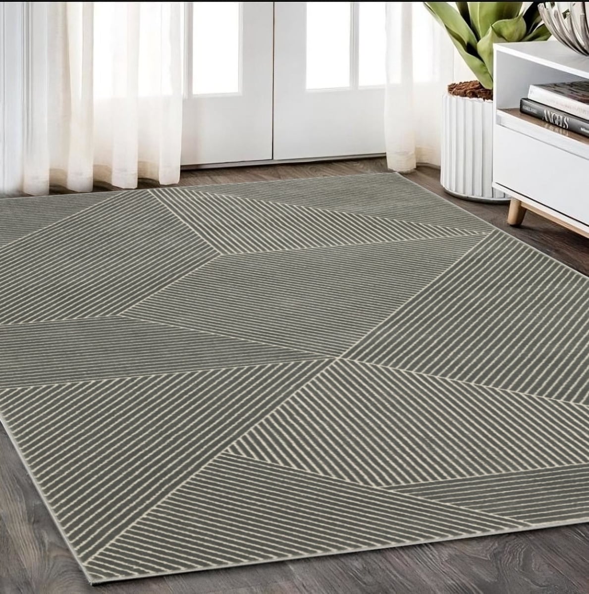 575451 5 x 8 ft. Geometric Rectangle Area Rug, Gray & Ivory