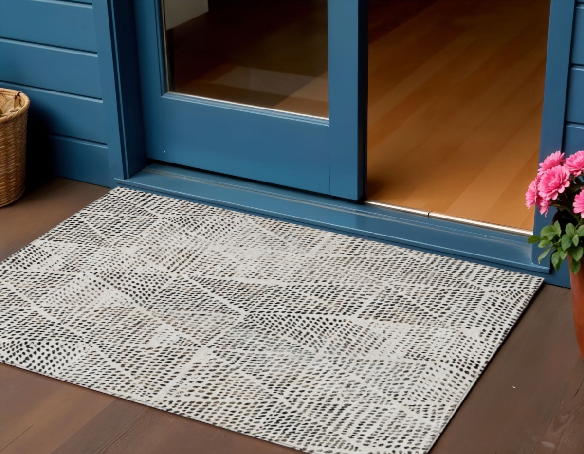 577565 3 x 5 ft. Geometric Washable Indoor & Outdoor Rectangle Area Rug, Ivory, Charcoal & Beige