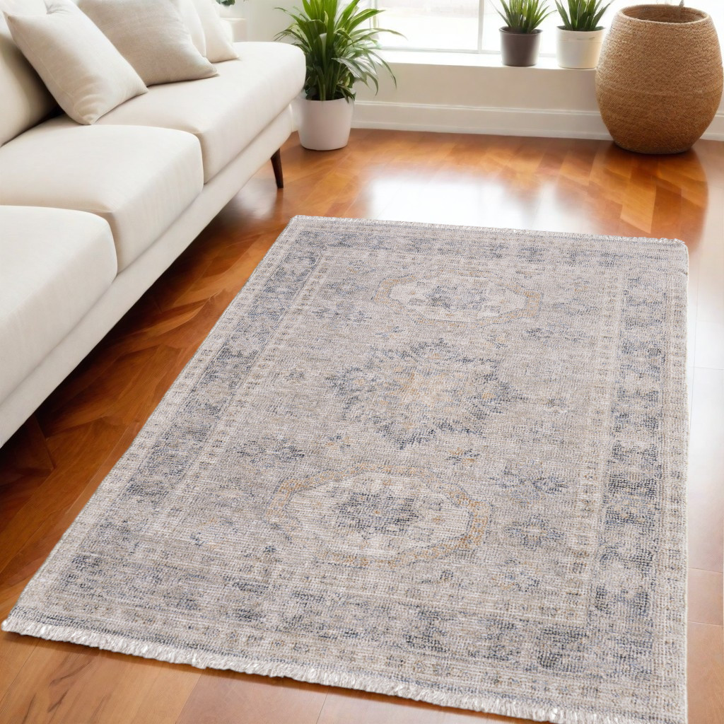 566170 5 x 8 ft. Oriental Hand Woven Distressed Rectangle Area Rug with Fringe, Tan & Gray