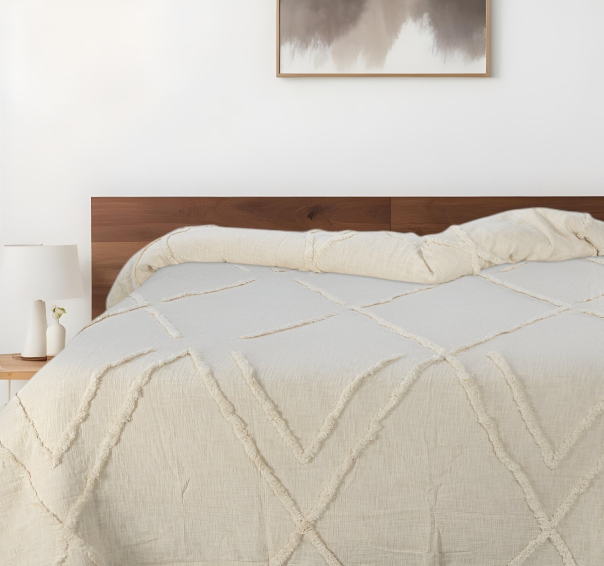 548245 Ivory Geometric Queen Size Cotton Coverlet