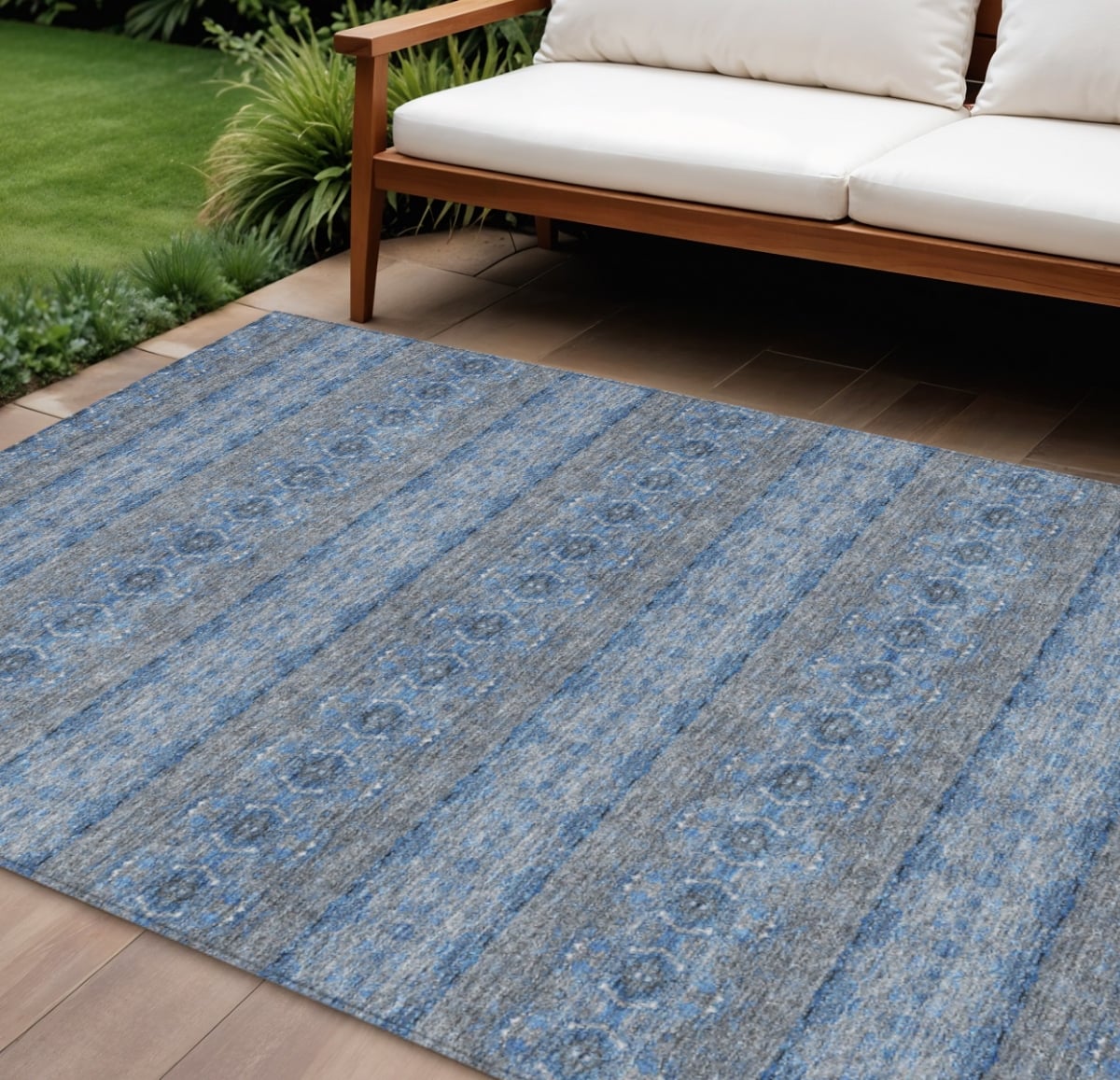 578339 10 x 14 ft. Floral Medallion Washable Indoor & Outdoor Rectangle Area Rug, Navy Blue & Sky Blue