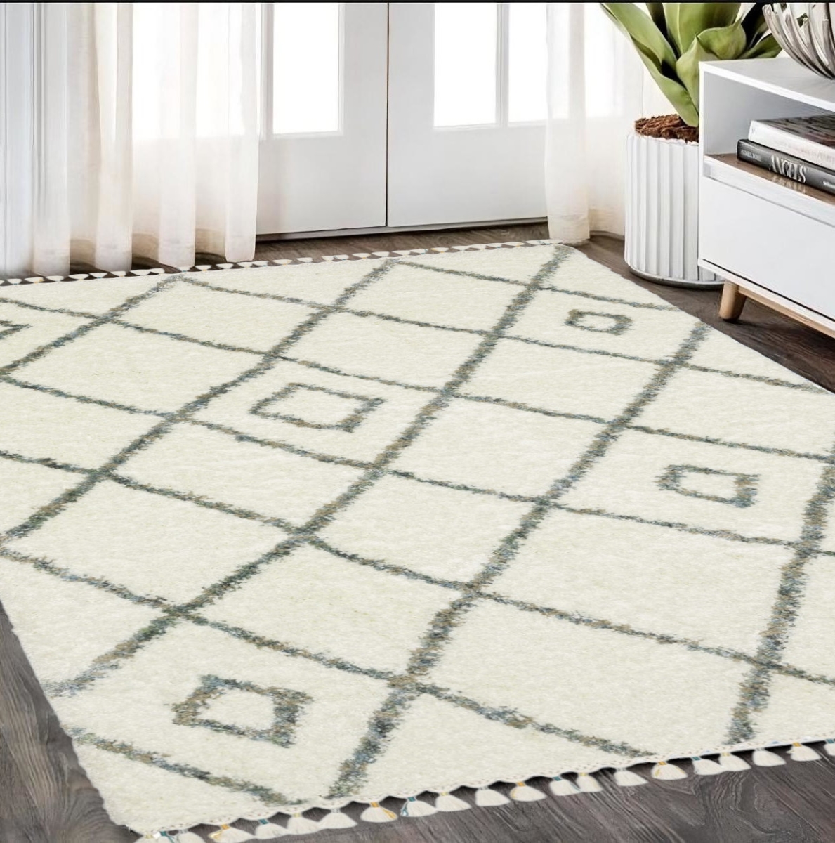 574635 5 x 8 ft. Diamond Shag Rectangle Area Rug with Fringe, Ivory, Gray & Tan