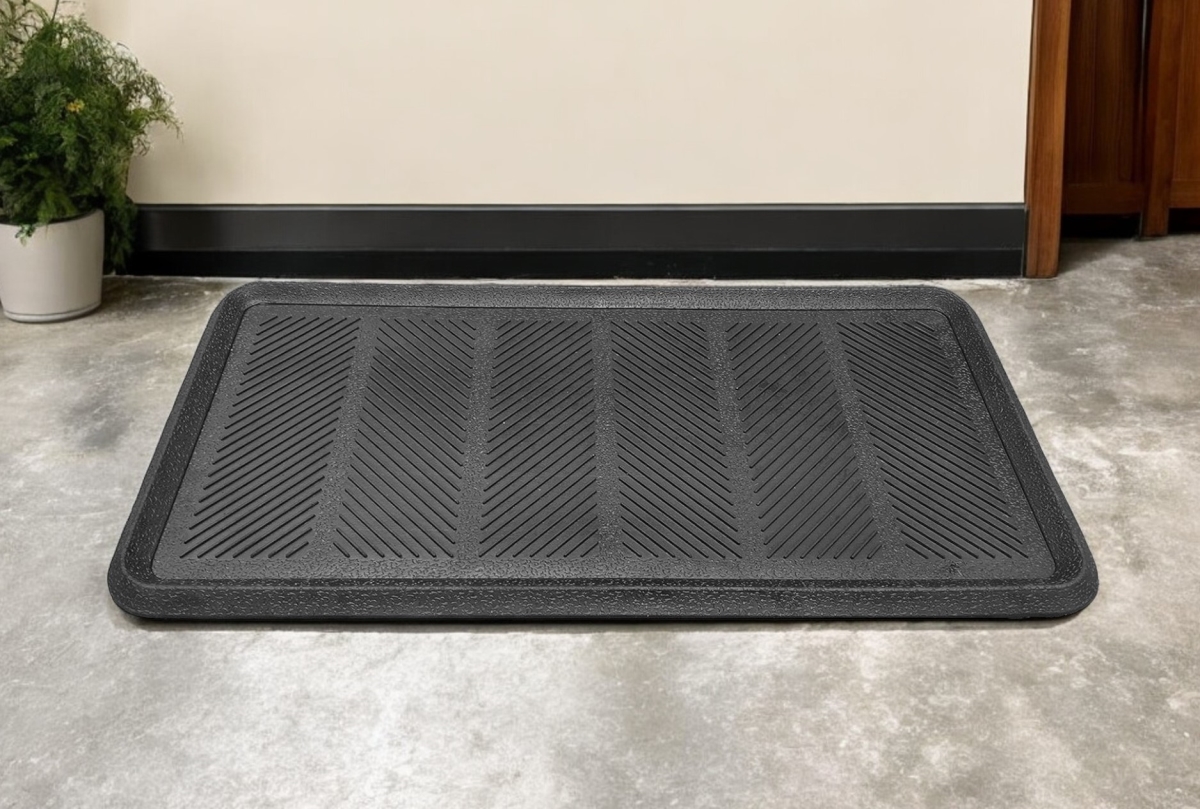 Picture of HomeRoots 573980 Rectangle 16 x 32 in. Black Rubber Outdoor Boot Tray