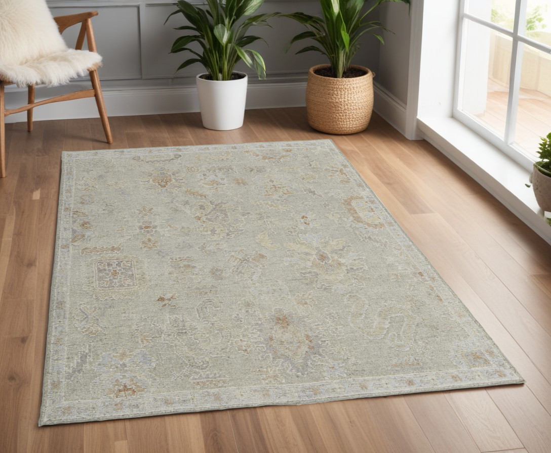 567201 4 x 6 ft. Wool Floral Hand Knotted Rectangle Area Rug, Gray & Brown