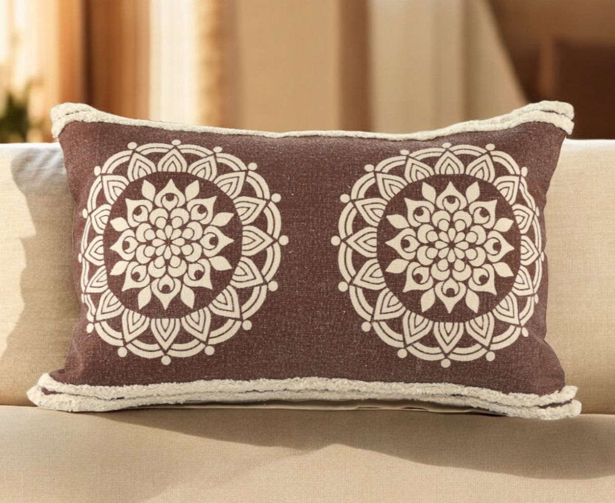 549453 16 x 24 in. Brown & Ivory Medallion Cotton Lumbar Throw Pillow with Texture