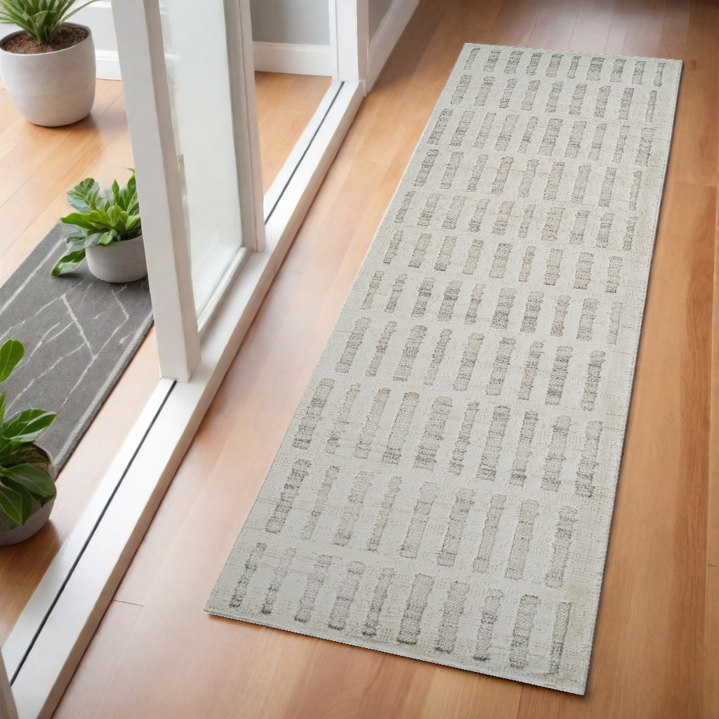 558512 2 x 5 ft. Geometric Distressed Rectangle Area Rug, Gray & Beige
