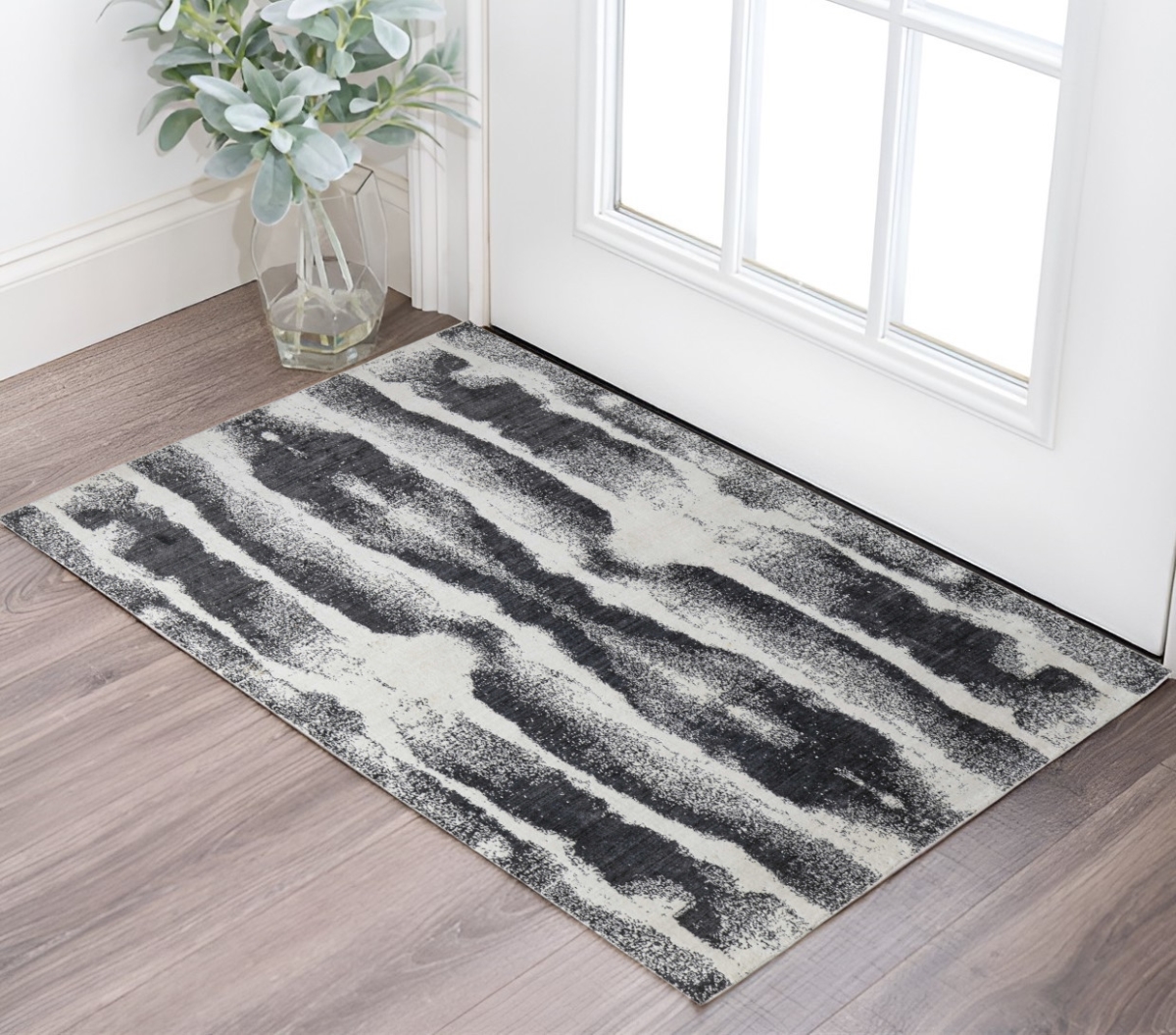 566754 2 x 3 ft. Abstract Hand Woven Rectangle Area Rug, Black & Gray