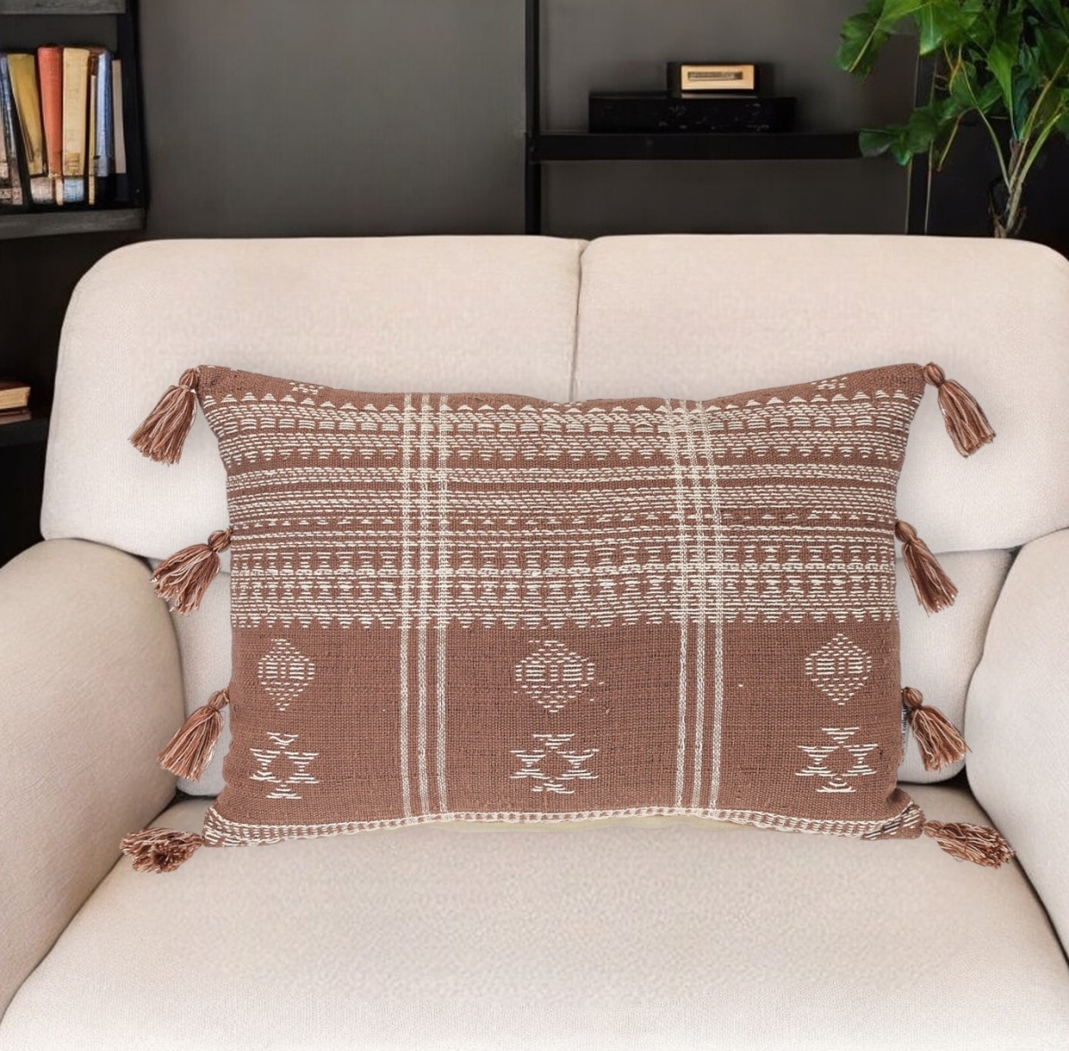 529231 14 x 20 in. Beige & Brown Southwestern Cotton Throw Pillow with Tassels