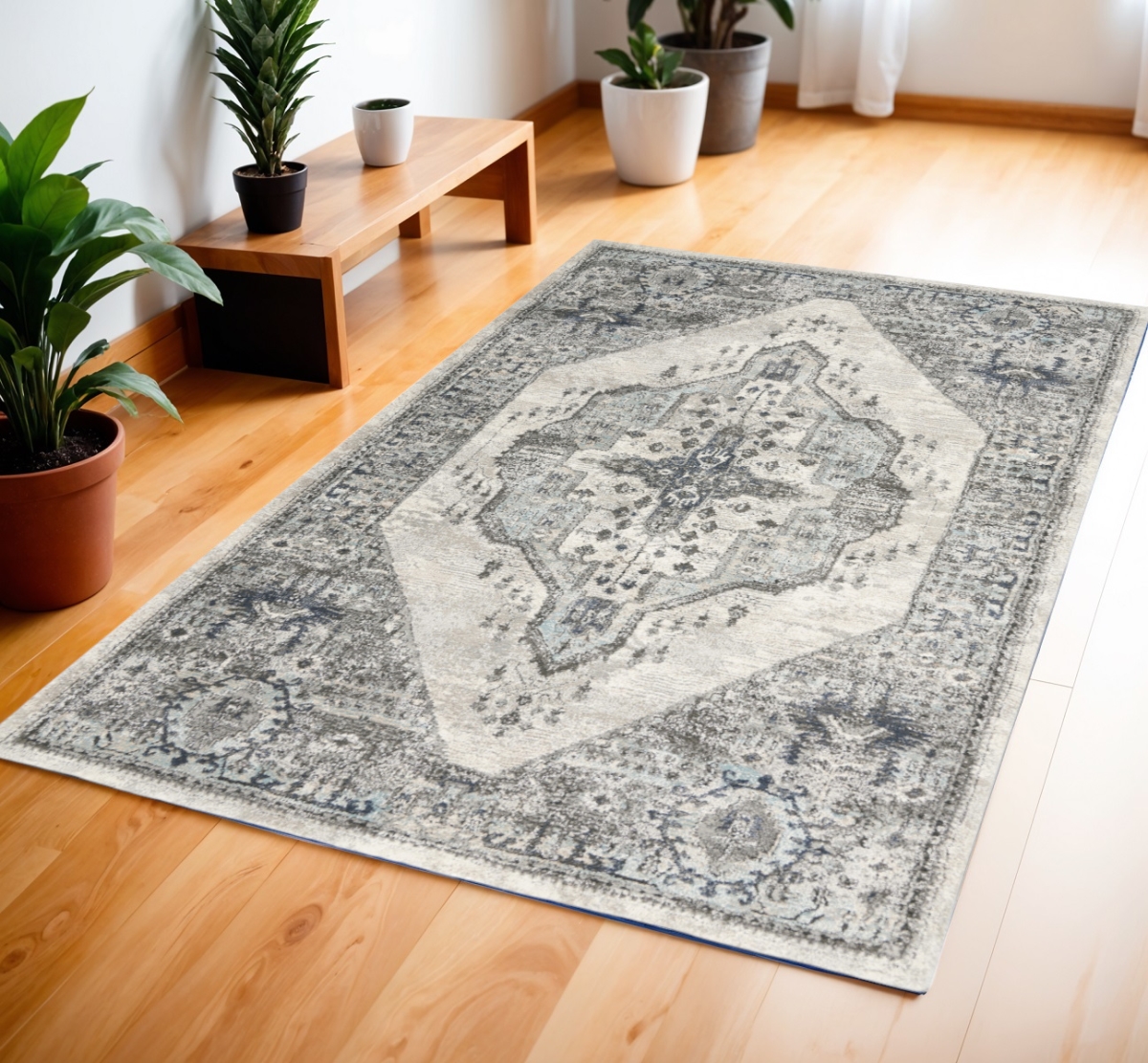569650 4 x 6 ft. Floral Power Loom Distressed Rectangle Area Rug, Gray