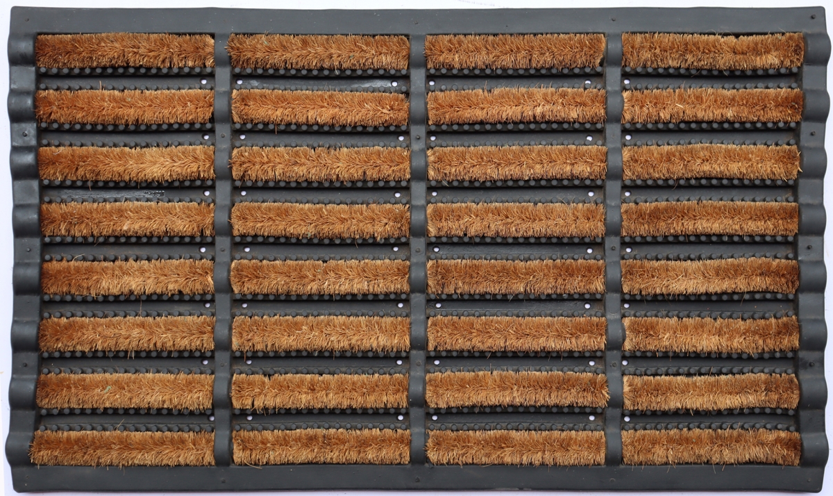 Picture of HomeRoots 573985 18 x 30 in. Black Rubber Outdoor Machine Made Door Mat